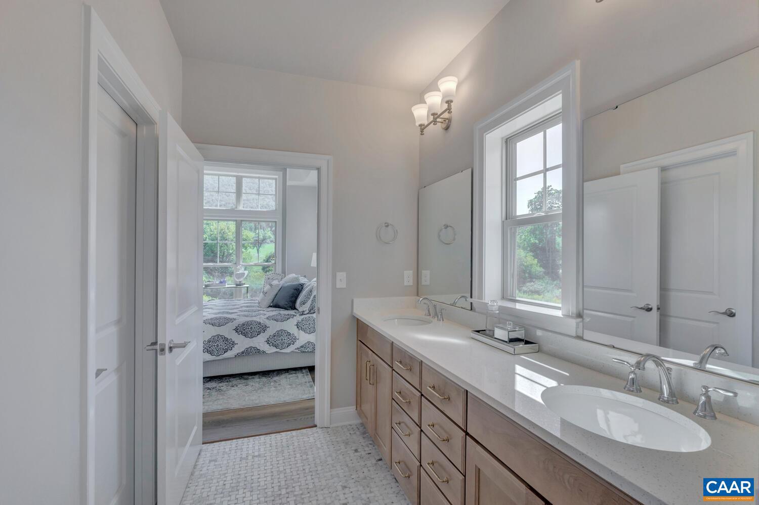 Real estate listing preview #21