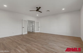 Real estate listing preview #37