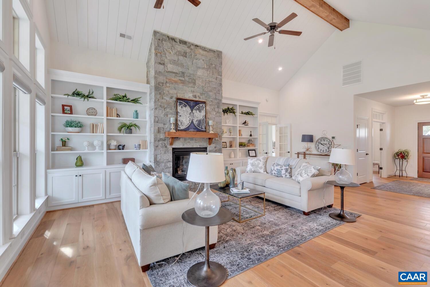 Real estate listing preview #13