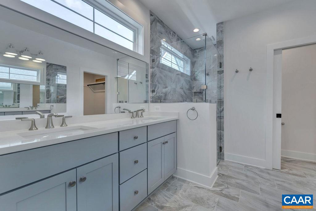 Real estate listing preview #15