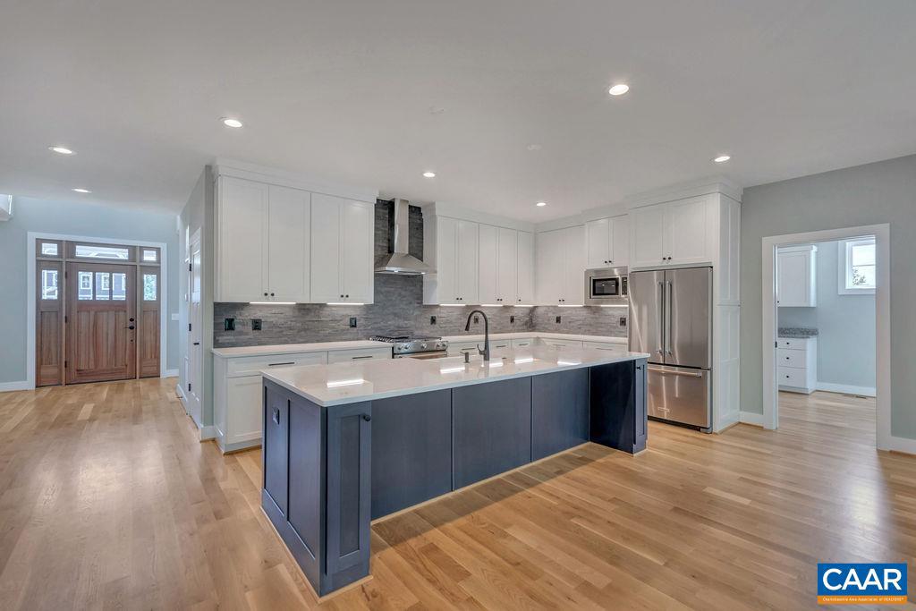 Real estate listing preview #5