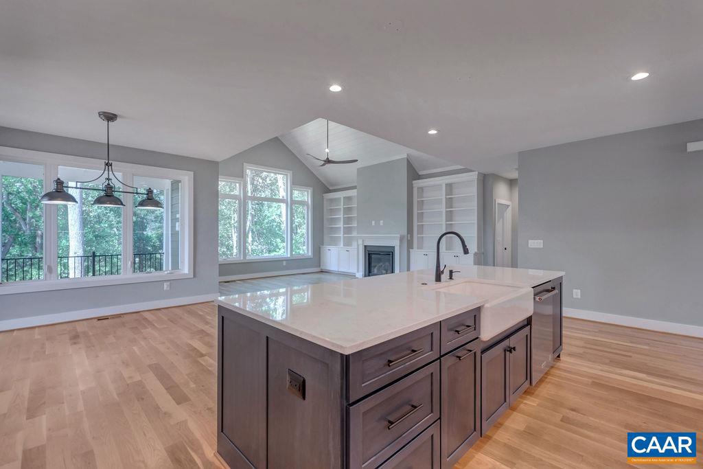 Real estate listing preview #7