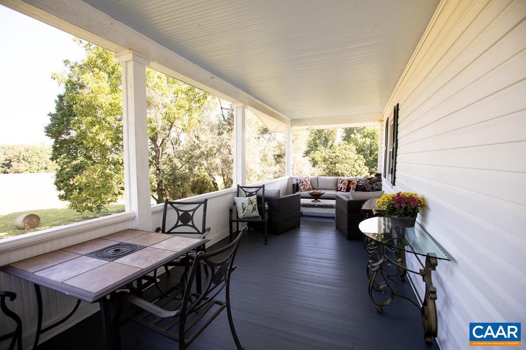 Real estate listing preview #16