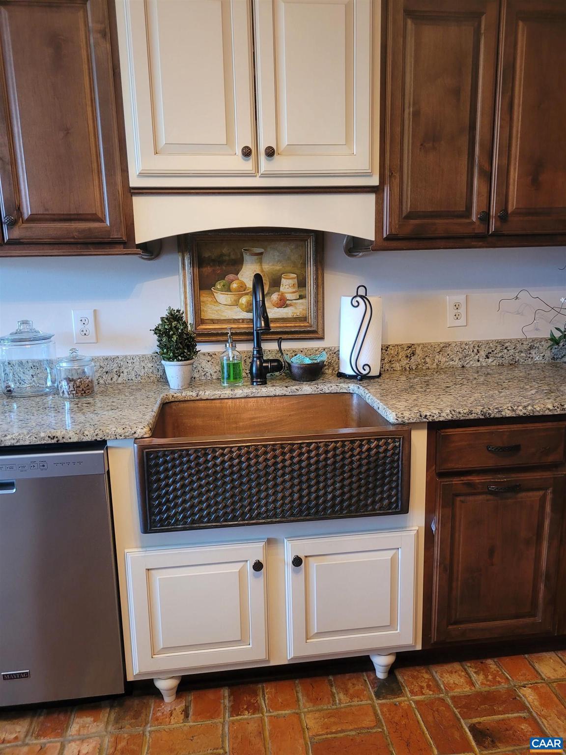 Real estate listing preview #10