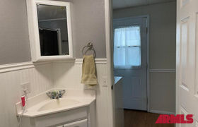 Real estate listing preview #12