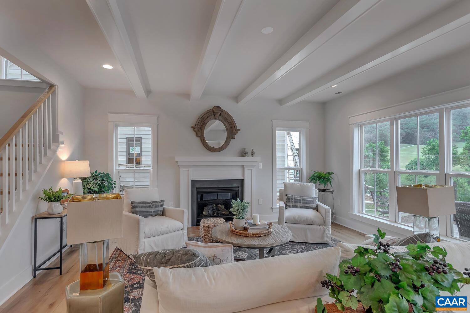 Real estate listing preview #8