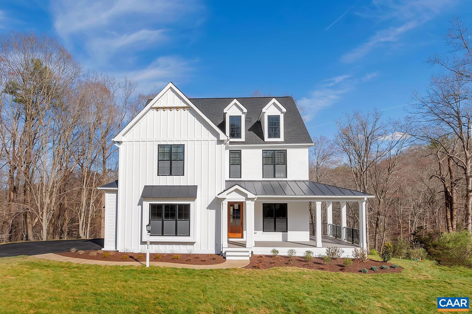 Real estate listing preview #1