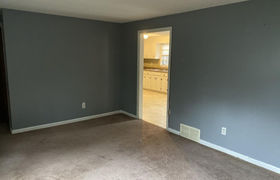 Real estate listing preview #3