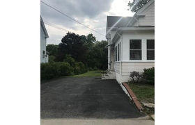 Real estate listing preview #3