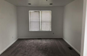 Real estate listing preview #10