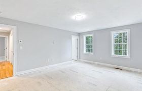 Real estate listing preview #12