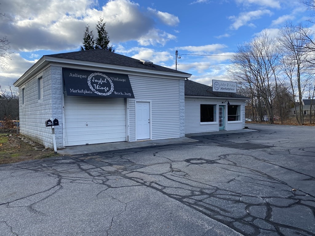 432 North Main Street, Uxbridge, MA 01569 Marty Green Properties