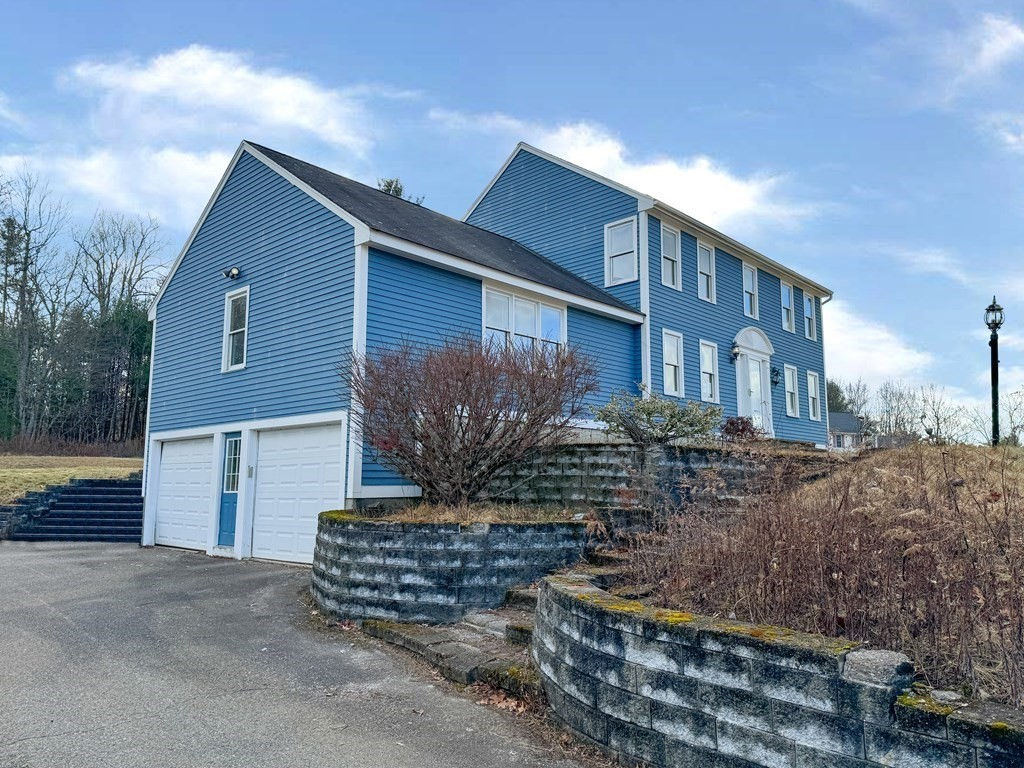 29 Thurston Hill Rd, Rutland, MA 01543 Gordon and Barbara MacPhee