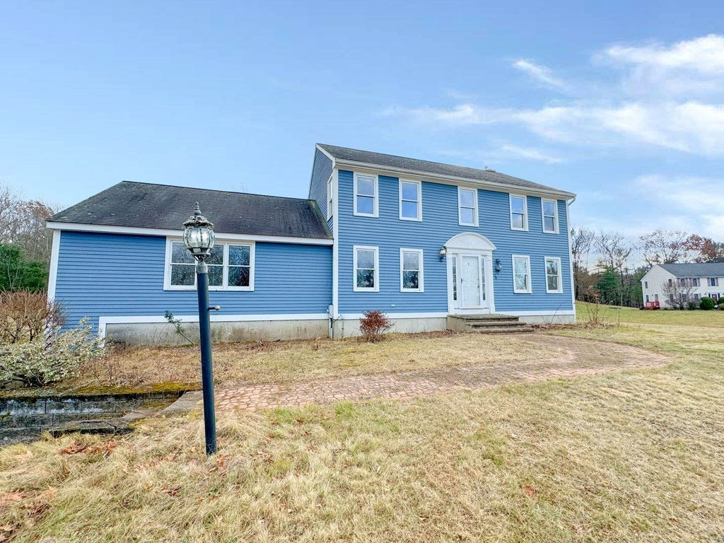 29 Thurston Hill Rd, Rutland, MA 01543 Gordon and Barbara MacPhee