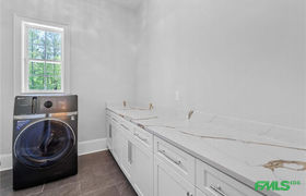 Real estate listing preview #56