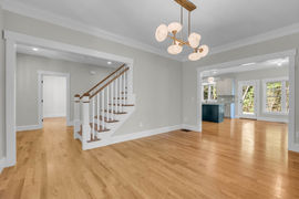 Real estate listing preview #14