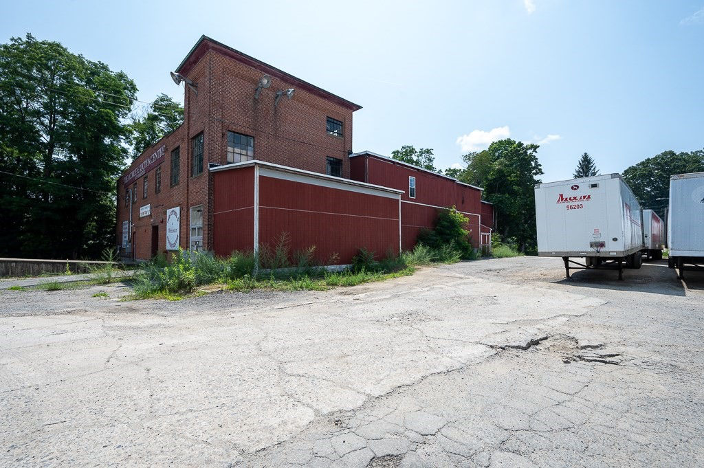 13 Hope Ave, Worcester, MA 01603 Marty Green Properties