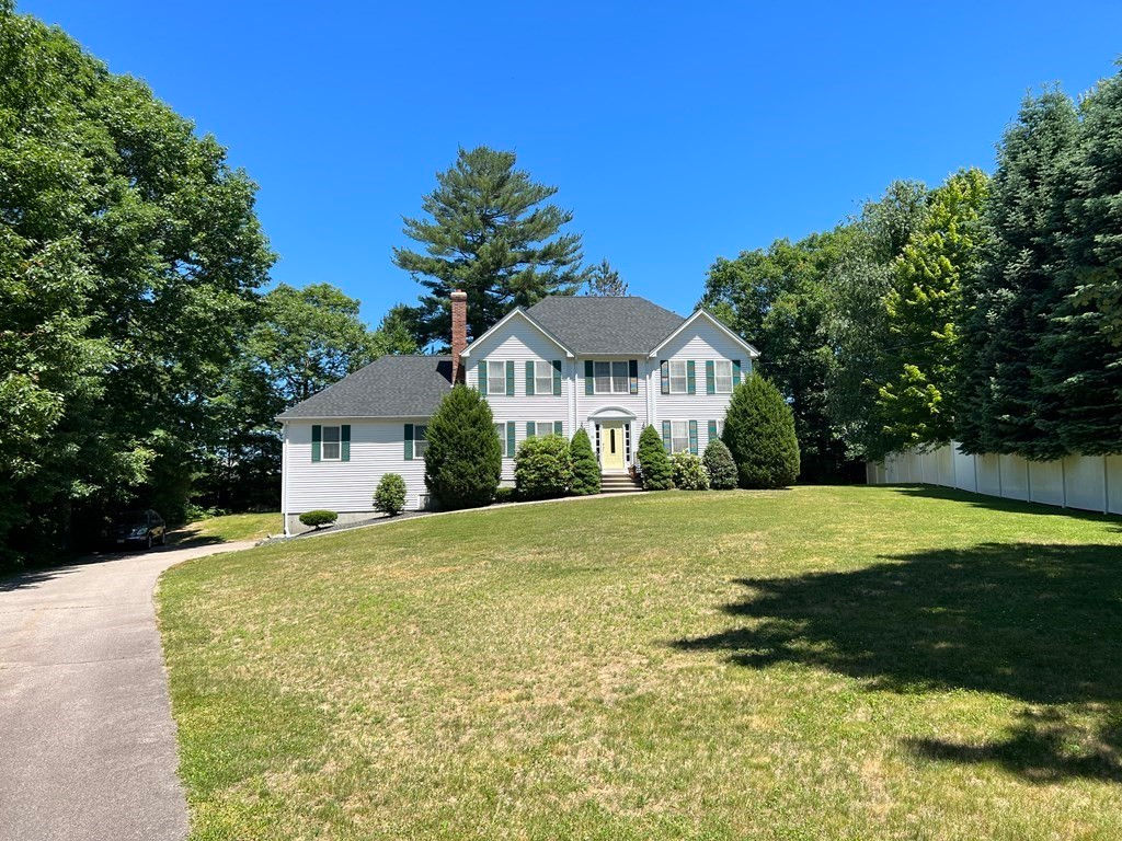 15 Silva St, Milford, MA 01757 Afonso Real Estate