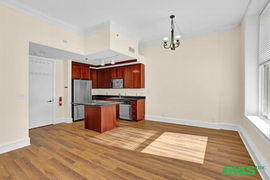 Real estate listing preview #3