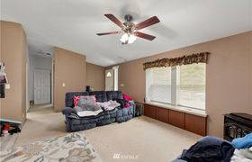 Real estate listing preview #3