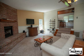 Real estate listing preview #114