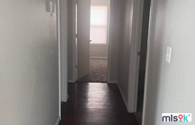 Real estate listing preview #11