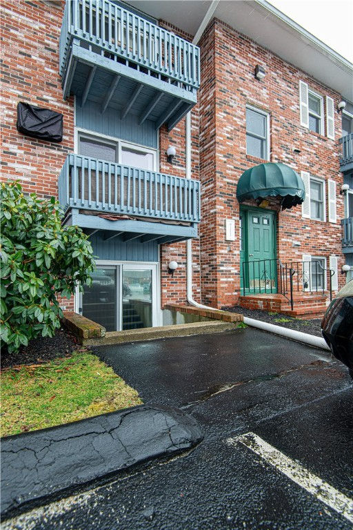 200 Manville Hill Road 2, Cumberland, RI 02864 MADEIRA Real Estate