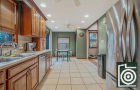 Real estate listing preview #9