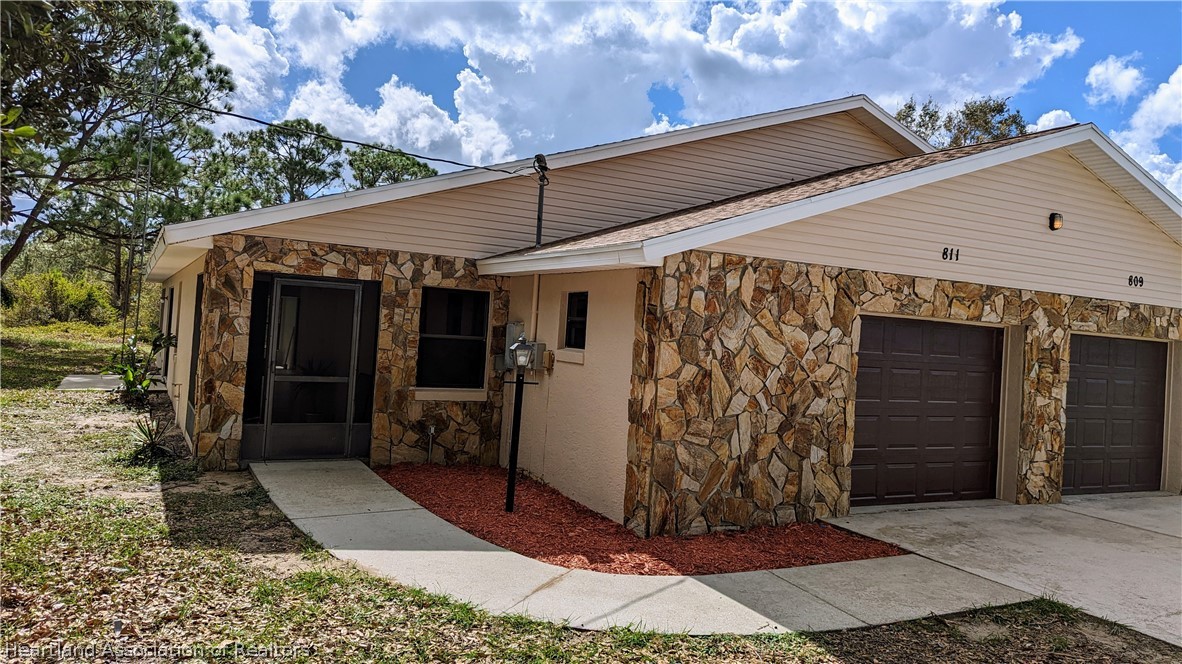 811 Washington Boulevard NE, Lake Placid, FL 33852 Harelis Santis