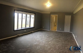 Real estate listing preview #12