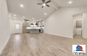 Real estate listing preview #6