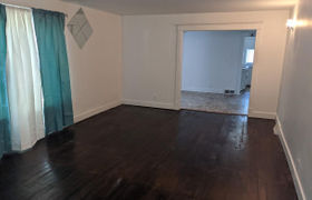 Real estate listing preview #3