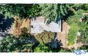 Real estate listing preview #29