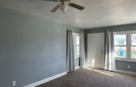 Real estate listing preview #3