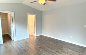 Real estate listing preview #13