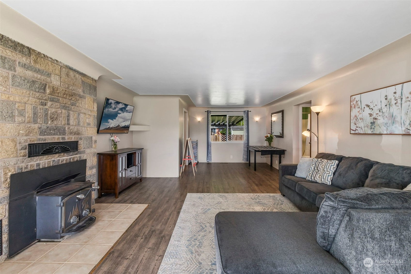 1215 Stillwell Street NE, Olympia, WA 98516 AnnaLisa Schorn