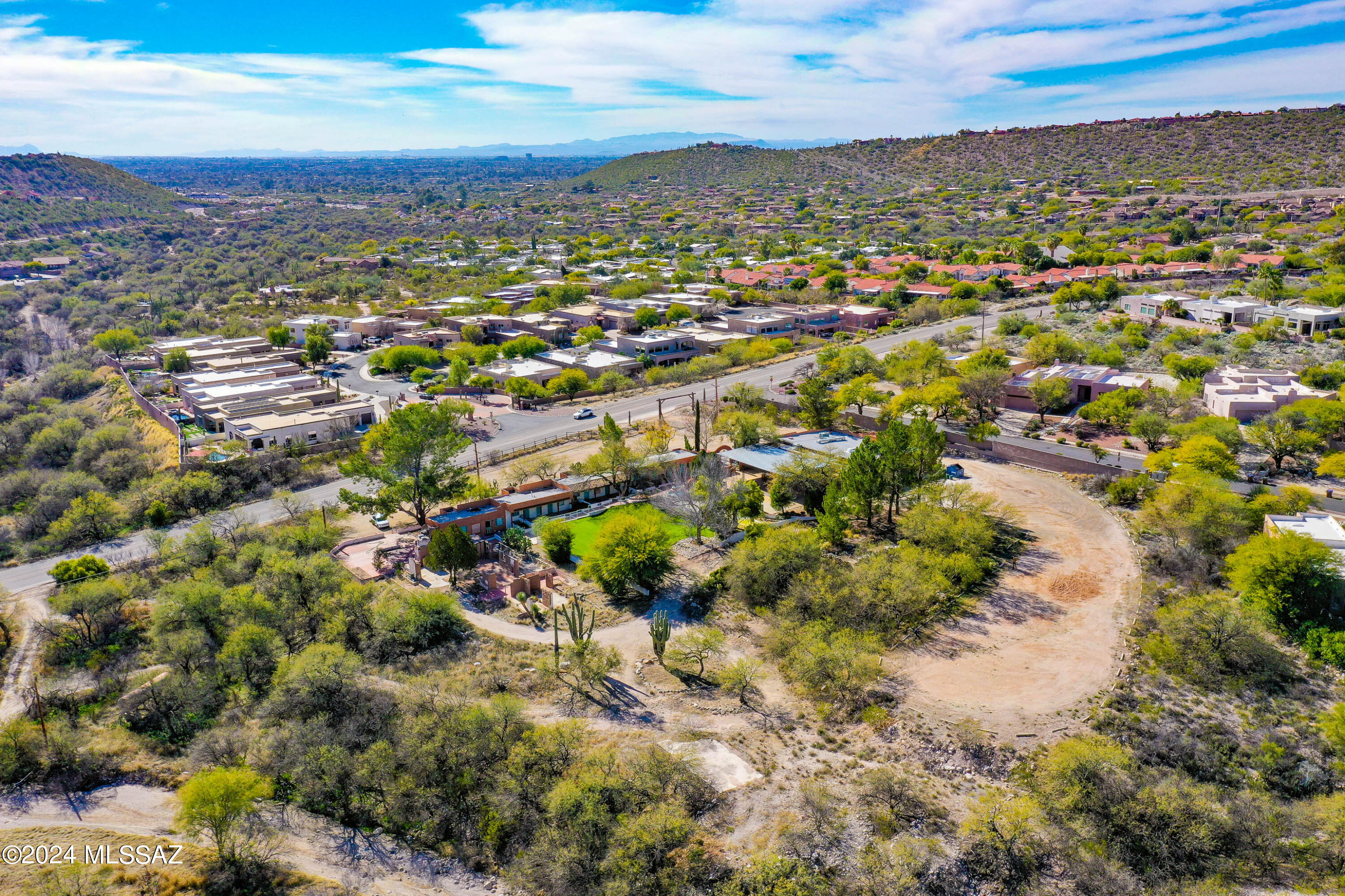 7595 E Snyder Road, Tucson, AZ 85750 Susan Derlein