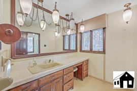 Real estate listing preview #32