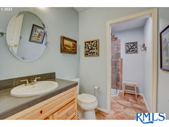 Real estate listing preview #38