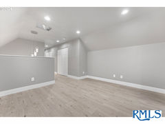 Real estate listing preview #26