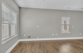 Real estate listing preview #13