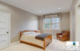 Real estate listing preview #34