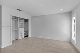 Real estate listing preview #32