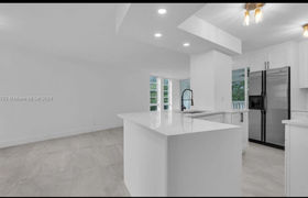 Real estate listing preview #2