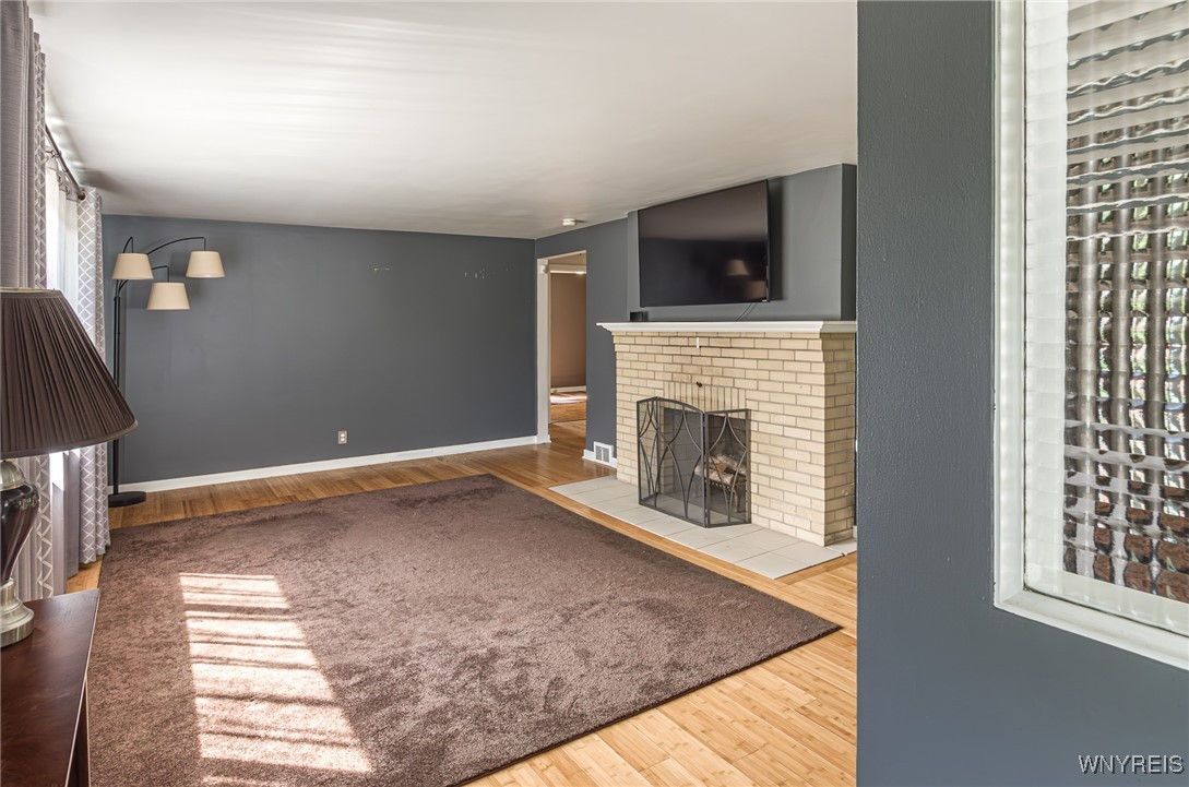 270 Maynard Drive, Amherst, NY 14226 Geraldine Andolina