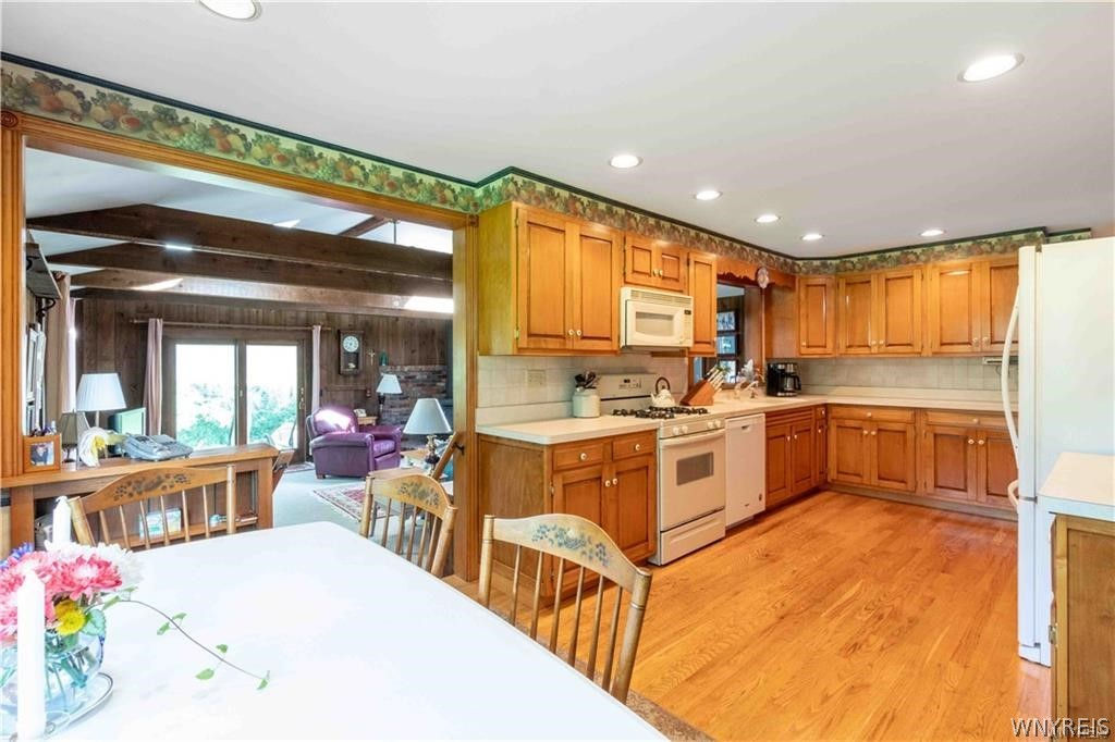 1952 East River Road, Grand Island, NY 14072 Geraldine Andolina