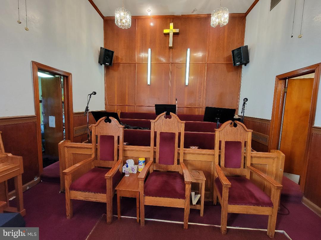 Real estate listing preview #13