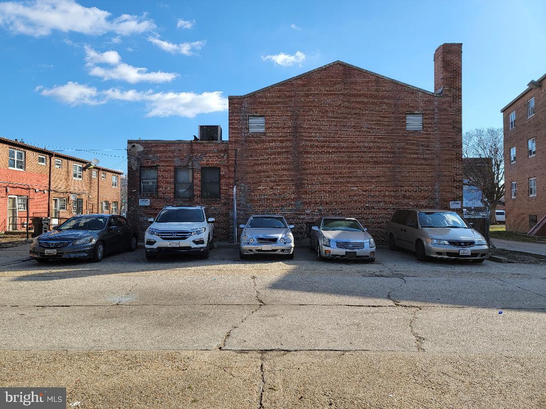 Real estate listing preview #9