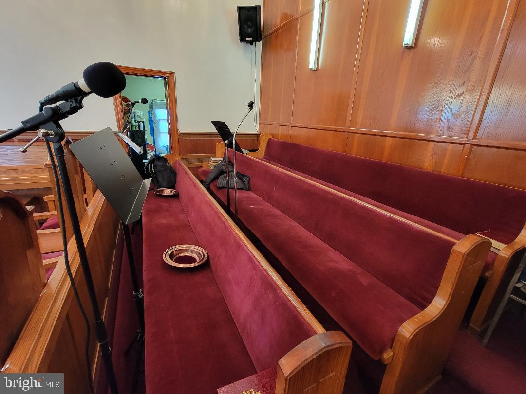 Real estate listing preview #17