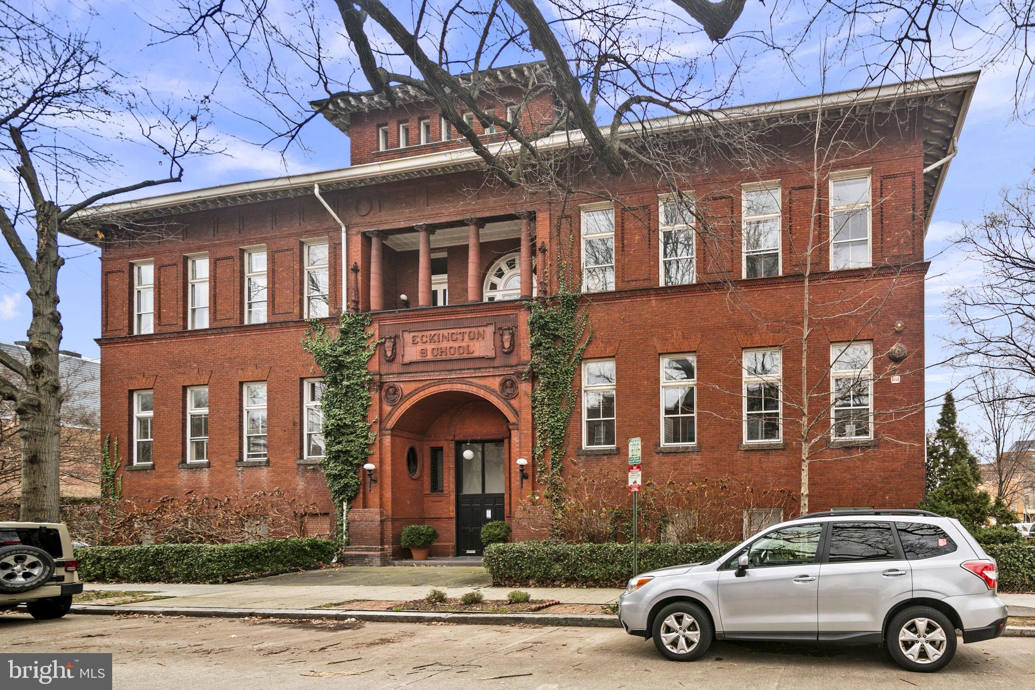 Real estate listing preview #9